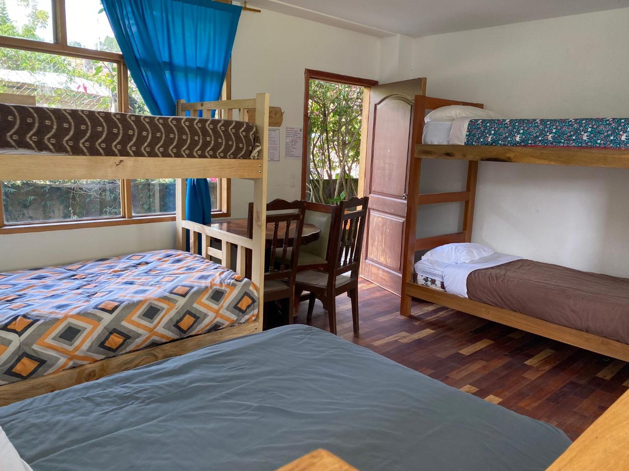 Backpackers-Balcones-River-Lodge Banos  Bagian luar foto